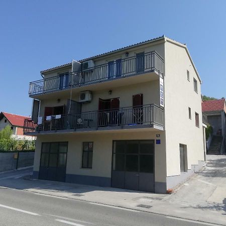 Apartments Sadina Skradin Exteriör bild